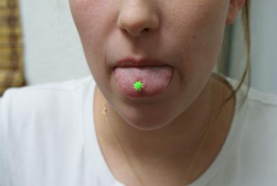 Piercing - piercings langues - Piercing Langue . Boutique Tattoo Evolution Perpignan